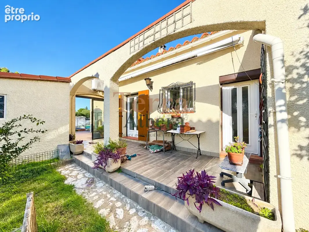VIAGER OCCUPE - Argelès-sur-Mer - Charmante VILLA 4 faces - PISCINE - TERRAIN 600 m2 - photo 3
