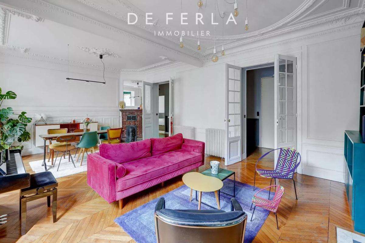 Appartement à PARIS-18E