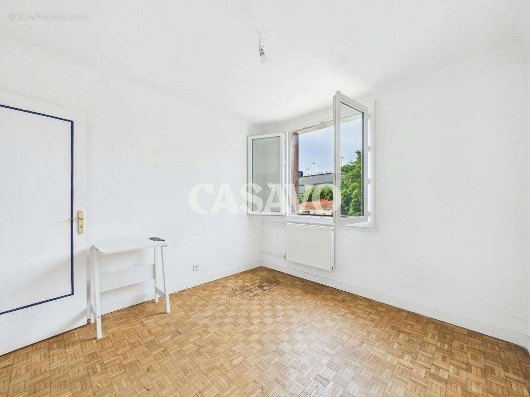 Vente Appartement 3 pièces de 61m² - 93200 Saint-Denis - photo 16