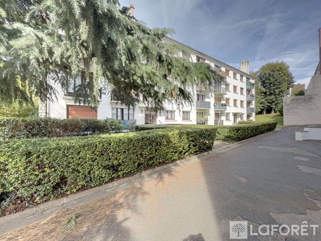 Appartement à GIF-SUR-YVETTE