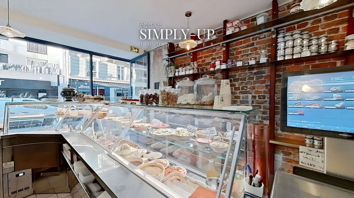 Commerce à PARIS-20E