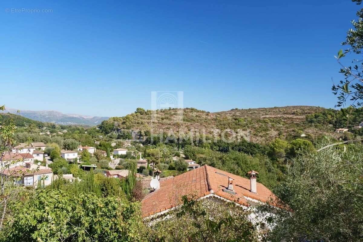 Exclusivité : Charmante villa à pied du village de Biot - photo 4