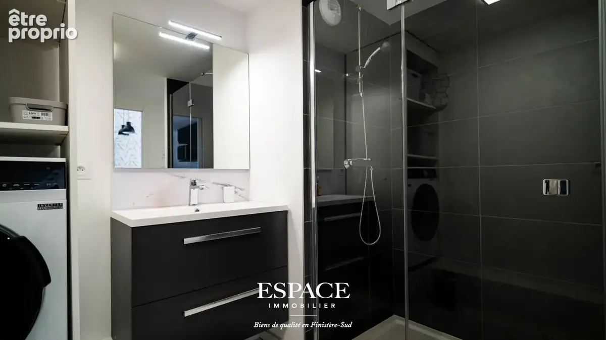 À vendre à Concarneau - Un appartement contemporain à deux pas du centre-ville et de la mer - photo 10