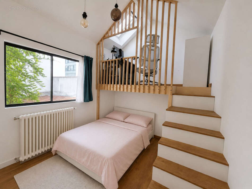 Maison 92 m² à Bagnolet  - photo 6
