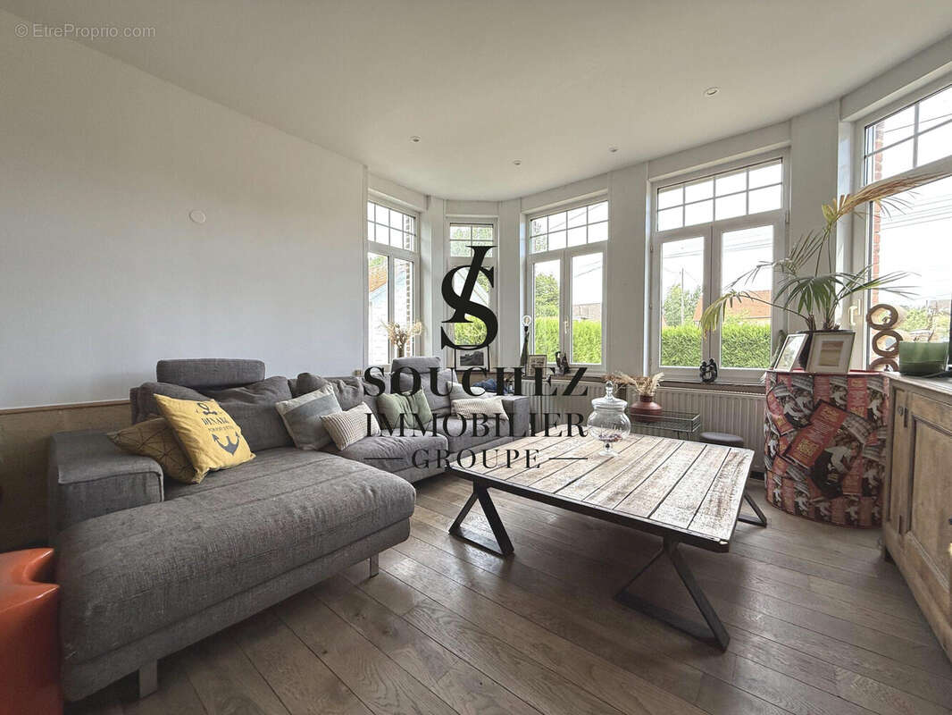 Maison 196 m² à Beaumetz-Les-Loges  - photo 6