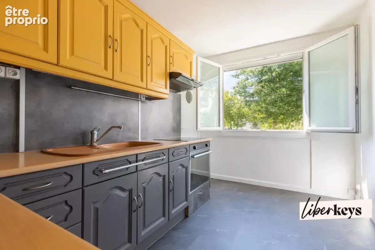 Appartement T4 rénové avec cave et parking Saint-Herblain - photo 2