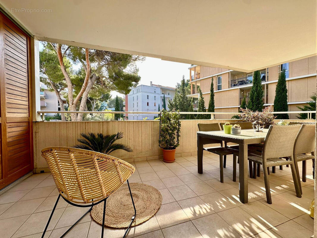 Appartement à MARSEILLE-9E