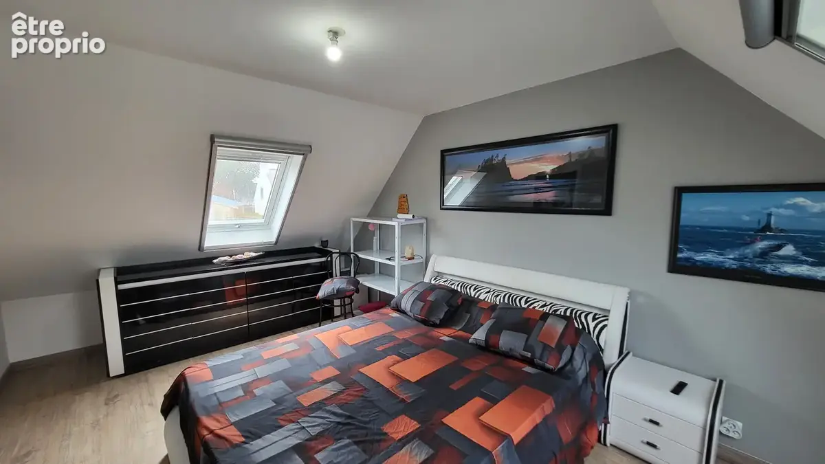 Maison de standing à vendre à Belle-Île-en-Mer, avec cinq chambres et spa extérieur - photo 10