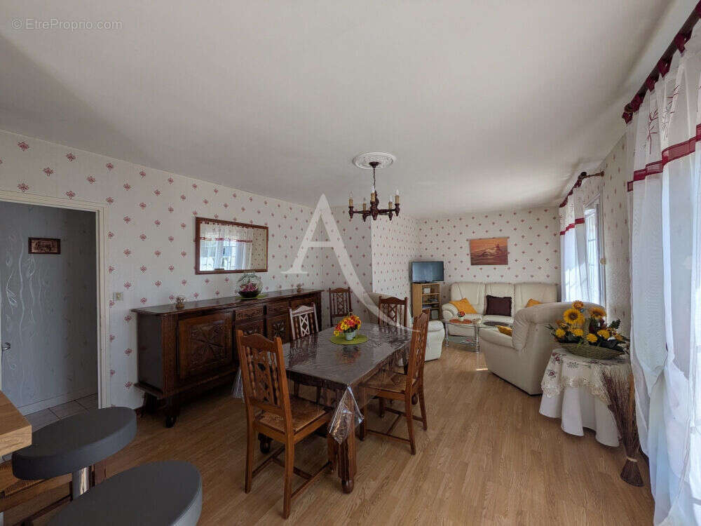 Maison à ONZAIN
