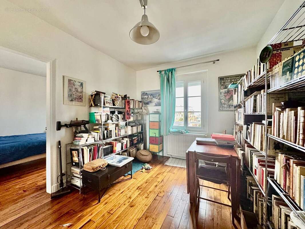 Appartement à BOIS-COLOMBES