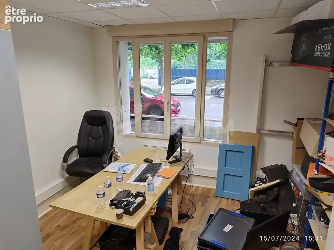 Auxerre - 29 av gambetta - secteur gare sncf - local vendu occupe - 54m² + caves - photo 7