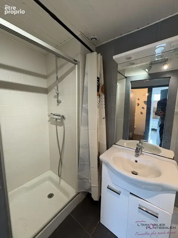 Pontarlier : appartement de type 3 au coeur du centre-ville, 2 chambres, cave et grenier - photo 5