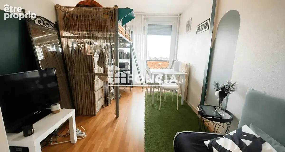 Bourg Leveque - 2 studios indépendants - balcon - parking privatif - photo 4