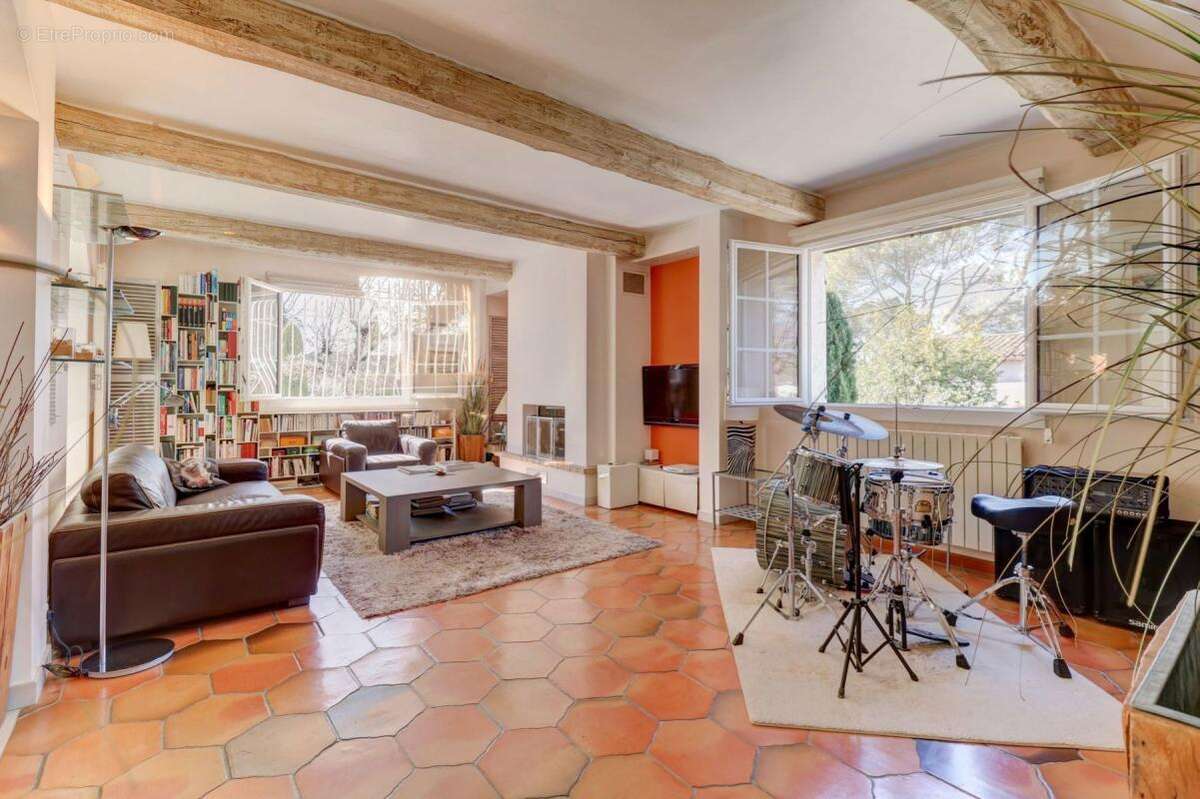 Maison à MOUANS-SARTOUX