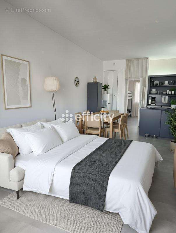 Appartement à GRIMAUD