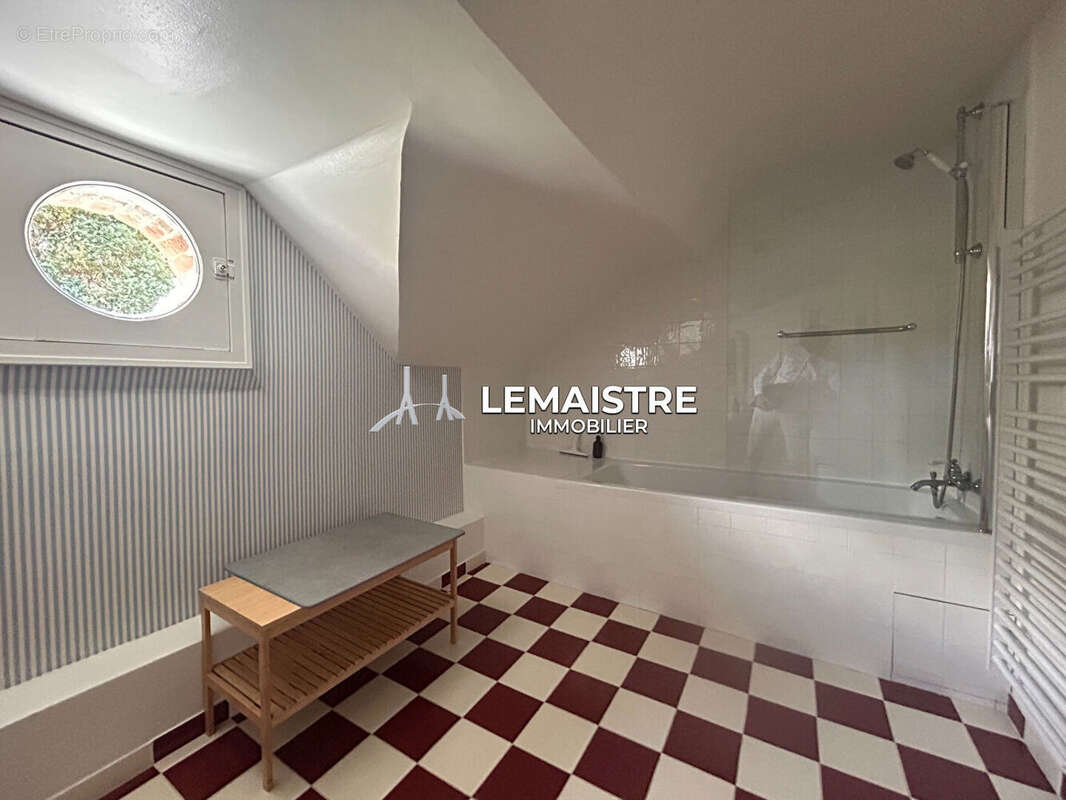 Maison à GONNEVILLE-LA-MALLET