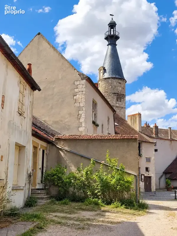 Appartement à SAINT-POURCAIN-SUR-SIOULE