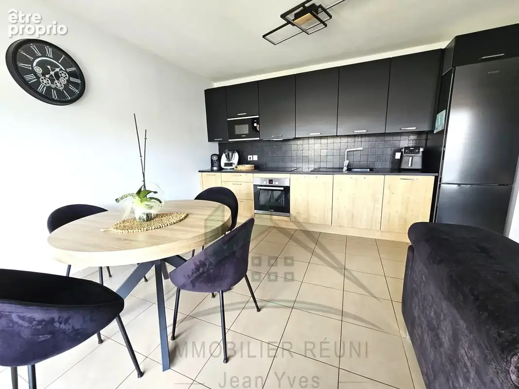 Appartement 3 chambres - Lumineux, spacieux et confortable, avec vaste terrasse et garage ! - photo 8