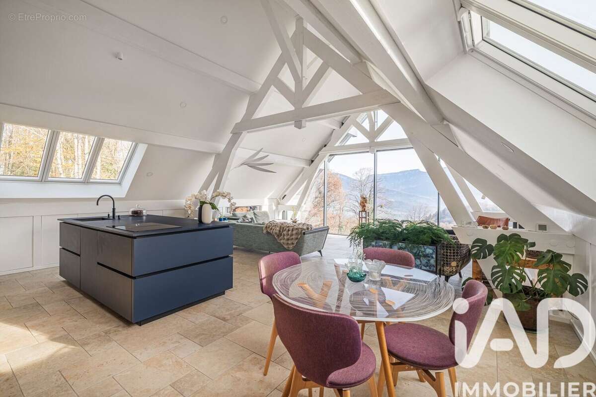 Photo 6 - Maison à MIRIBEL-LES-ECHELLES