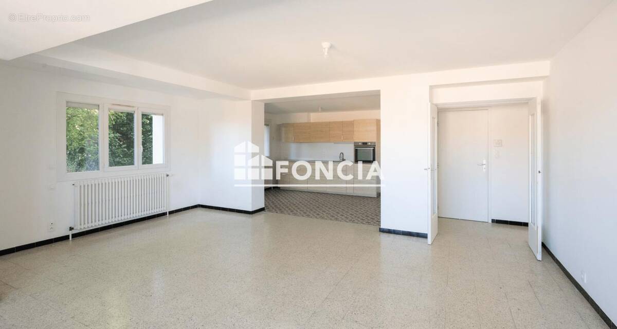 Appartement à TOURNON-SUR-RHONE