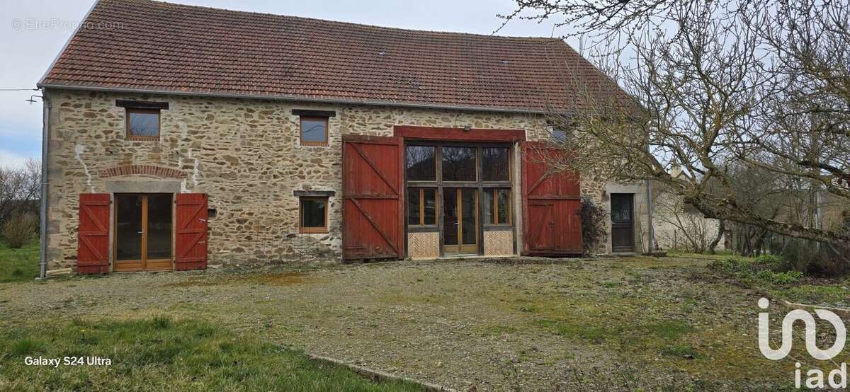 Photo 2 - Maison à SAINT-SATURNIN