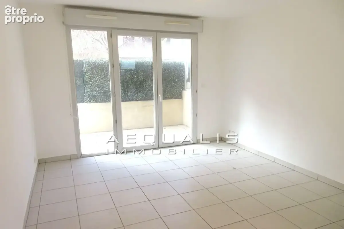 Appartement 1 pièce 24 m² à vendre à Saint-Laurent-Du-Var (06700) - photo 3