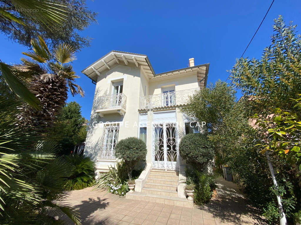 Maison à SAINT-RAPHAEL