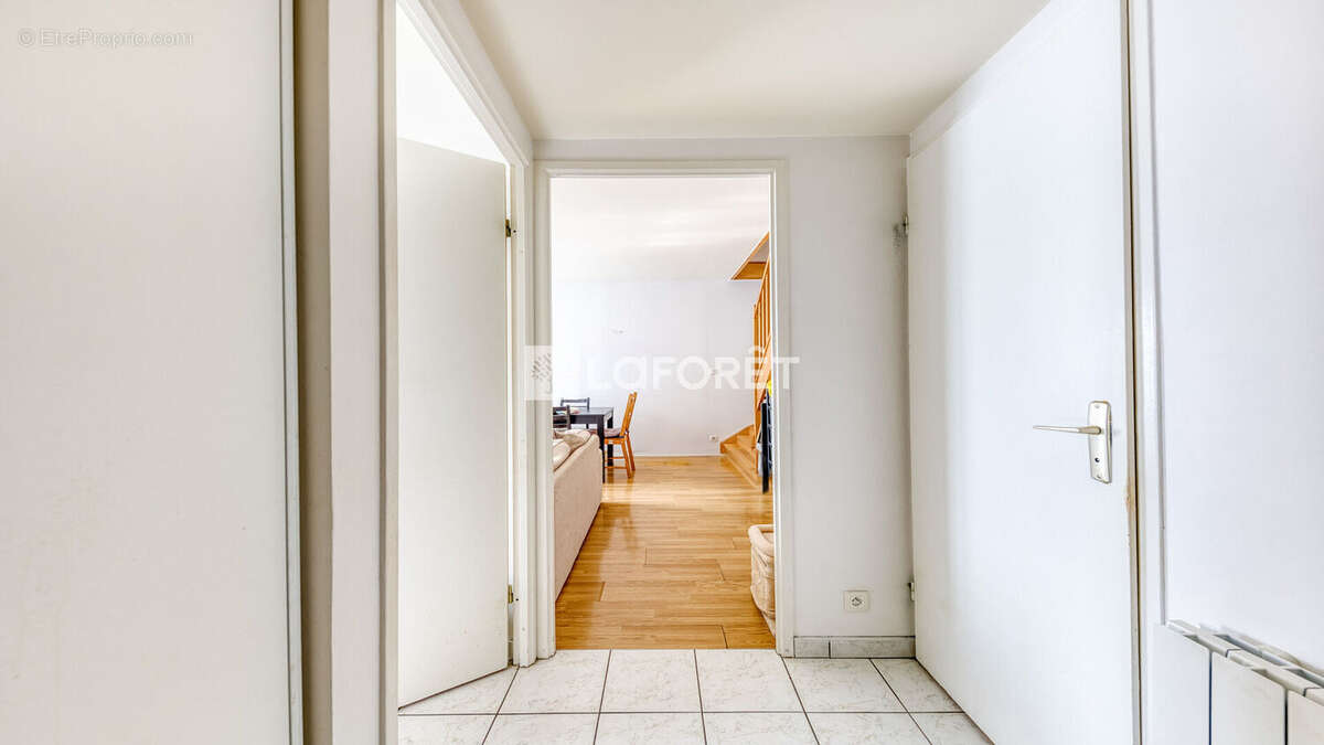 Appartement à ROISSY-EN-BRIE