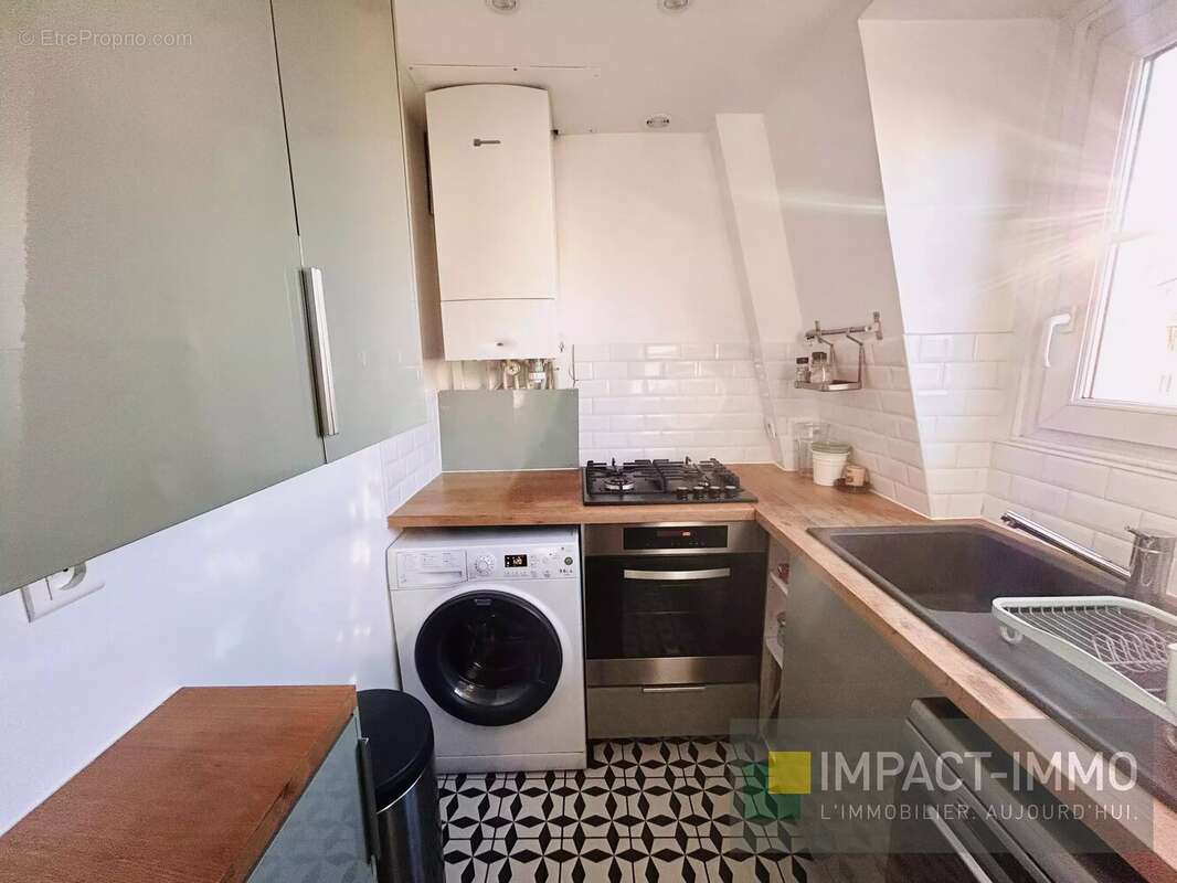 Appartement à PARIS-18E
