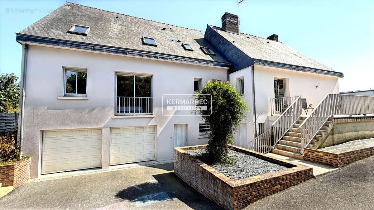 A VENDRE Maison 8 pièces à VITRE 226 m² - 396 800  HAI - photo 17