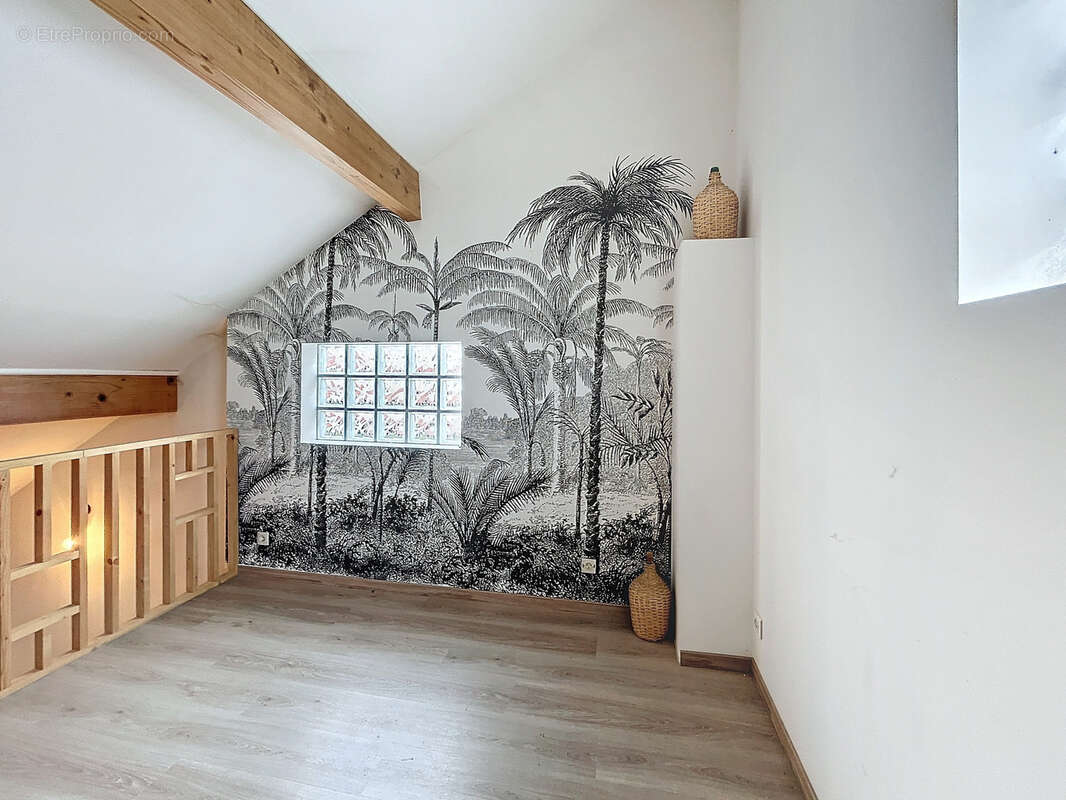 Maison à LIMEIL-BREVANNES