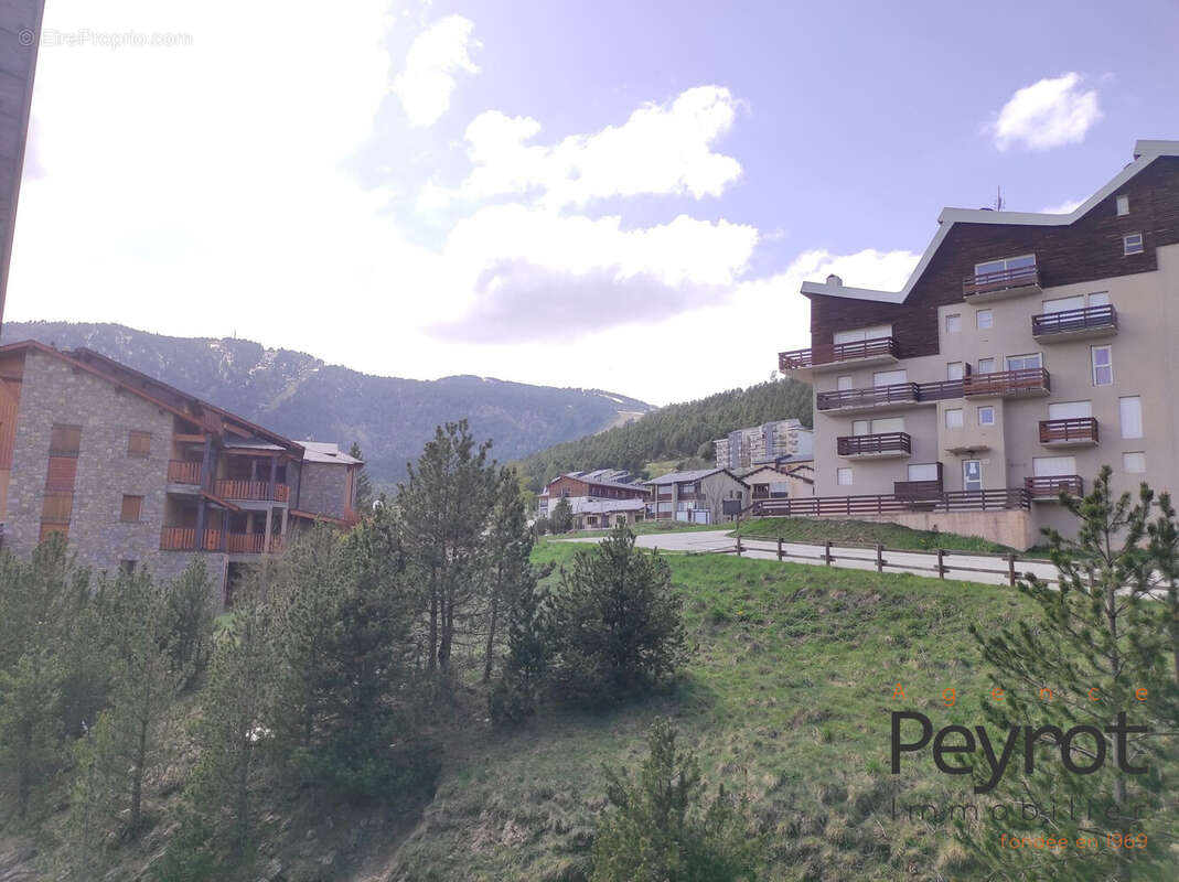 Appartement à LES ANGLES