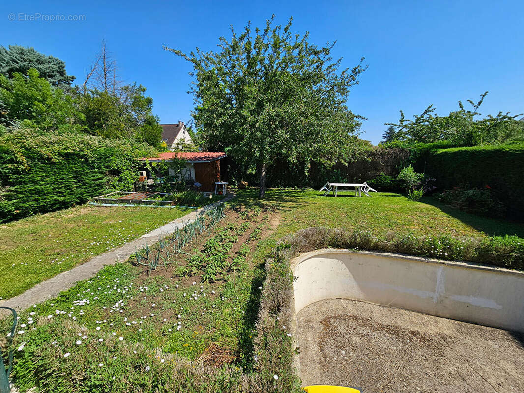 Maison à MAGNY-LES-HAMEAUX