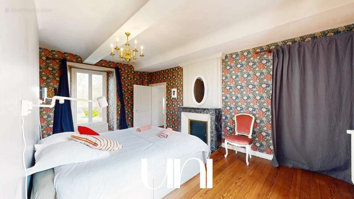 Maison à MEZIDON-CANON