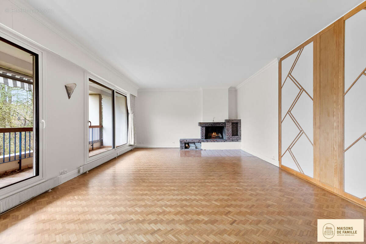 Appartement à RUEIL-MALMAISON