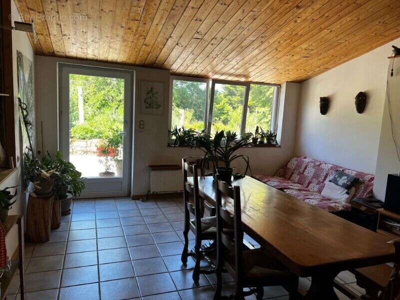 Photo 4 - Appartement à CUSSEY-SUR-L&#039;OGNON