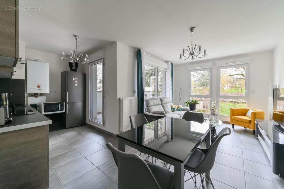 Appartement à MARCY-L'ETOILE
