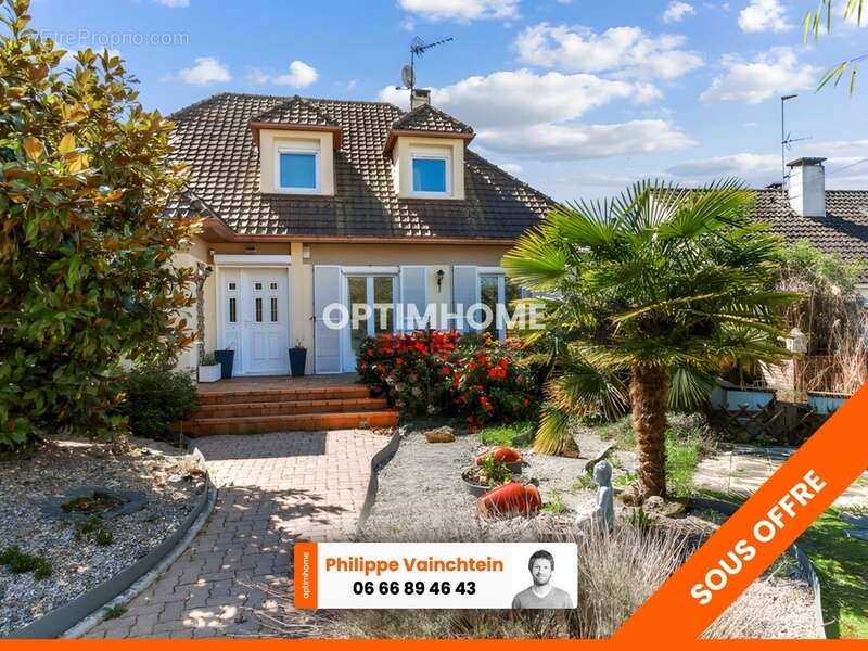 Maison à VERT-SAINT-DENIS