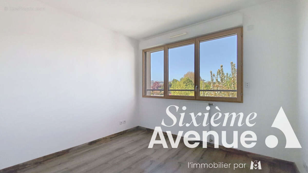 Appartement à BRON