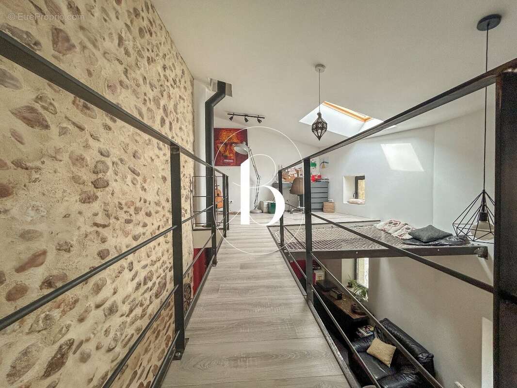 Maison 30 m² à Barjac  - photo 5
