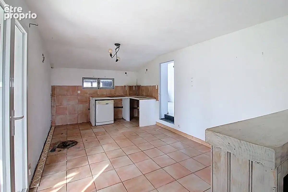 A VENDRE FLAYOSC - Maison 120 m² sur terrain de 4500 m² - photo 10