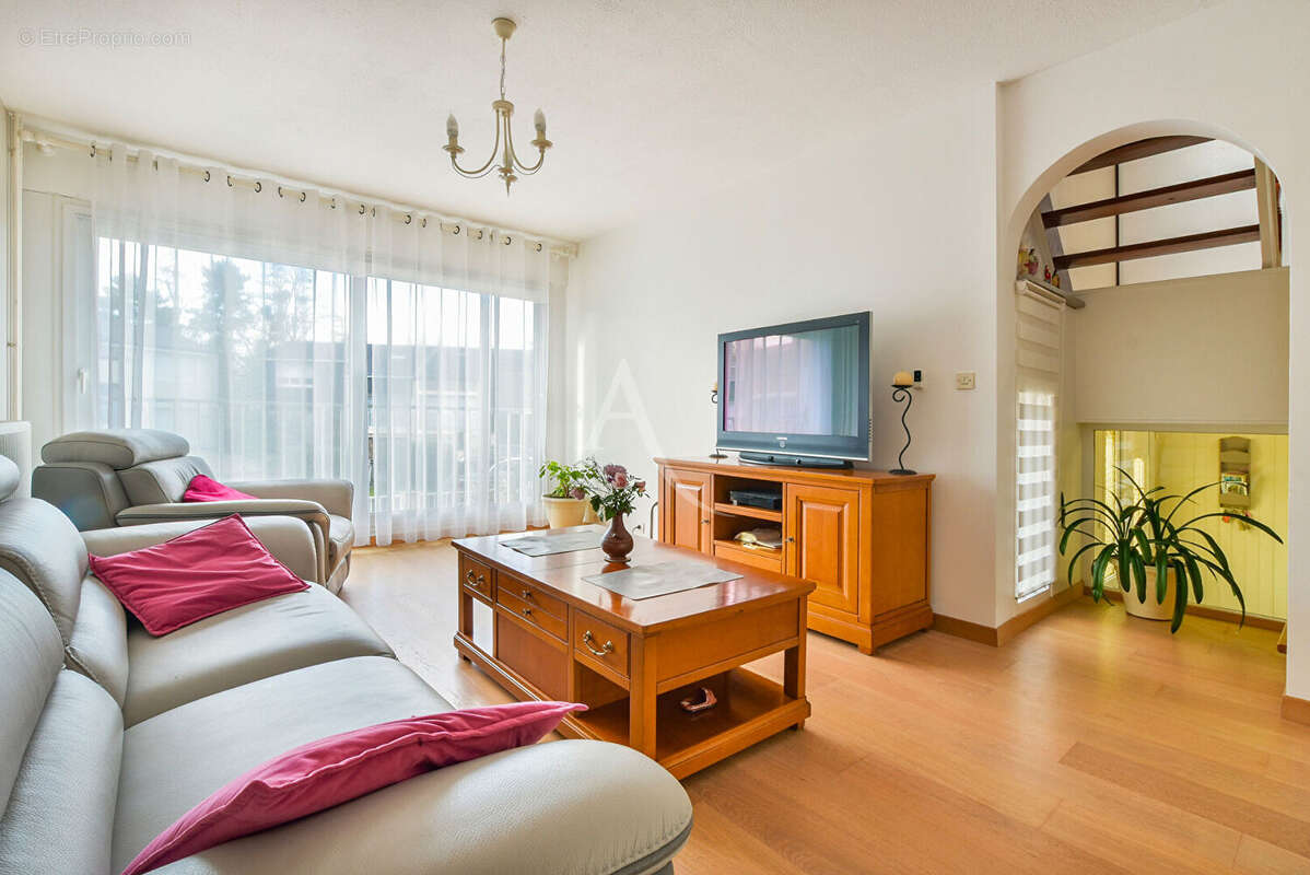 Maison à BRIE-COMTE-ROBERT