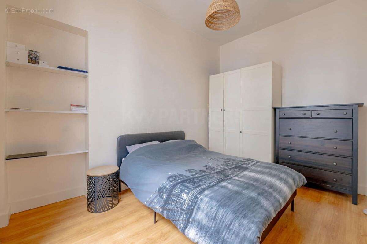 Appartement à PARIS-3E