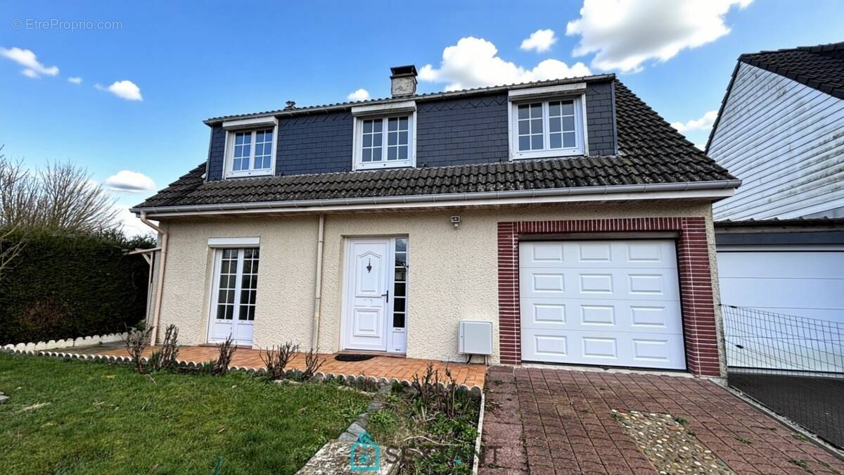 Maison à BOURGTHEROULDE-INFREVILLE