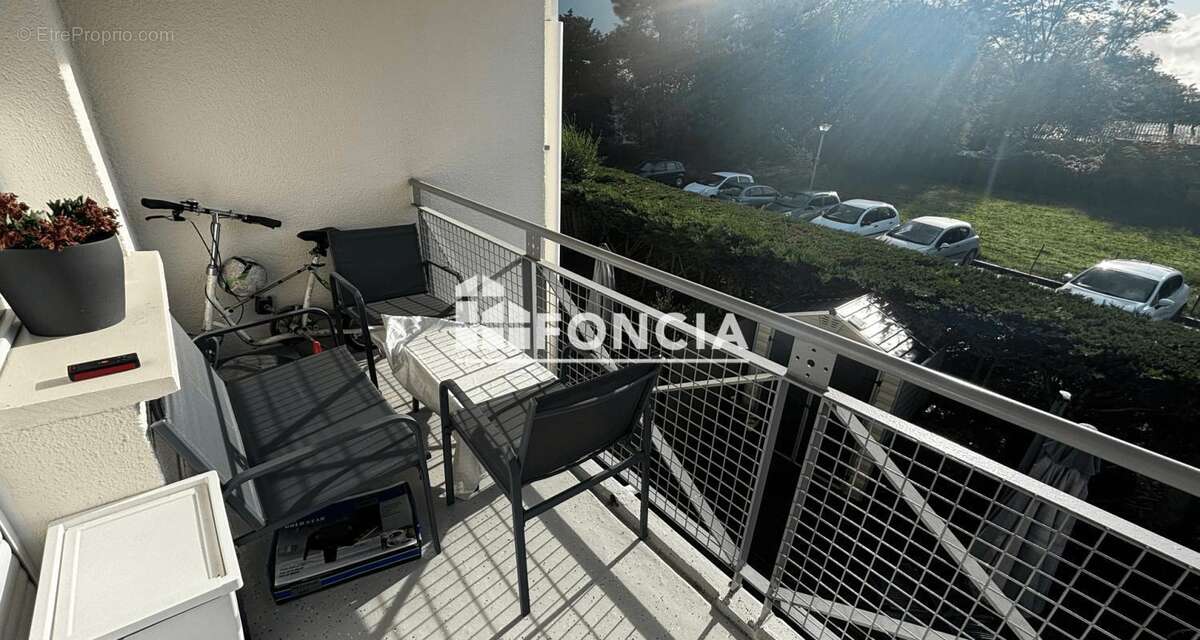 Appartement à CADAUJAC