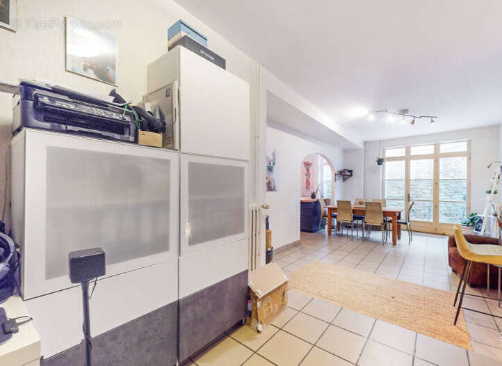 Maison à COURTHEZON