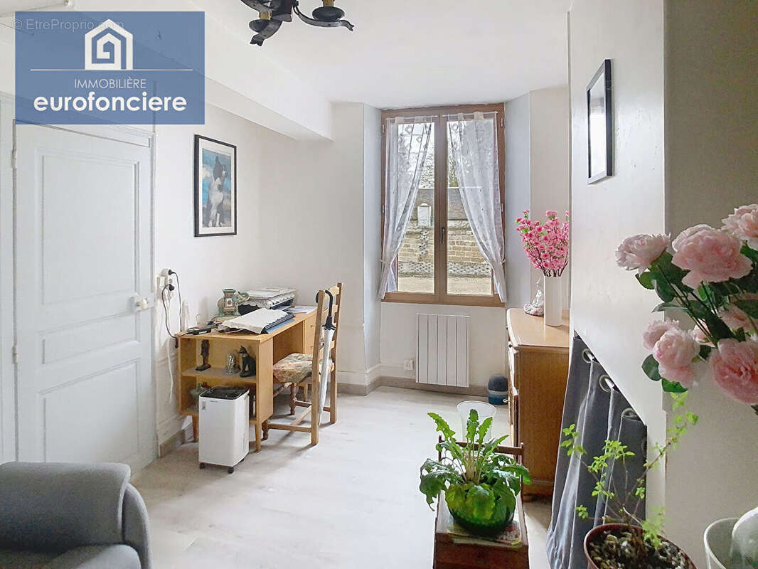 Maison à AIX-EN-OTHE