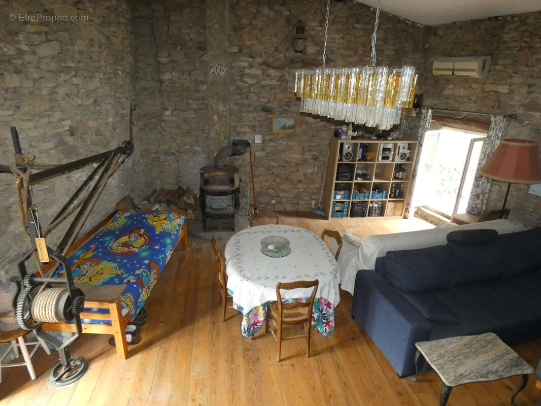 Maison à LAURE-MINERVOIS