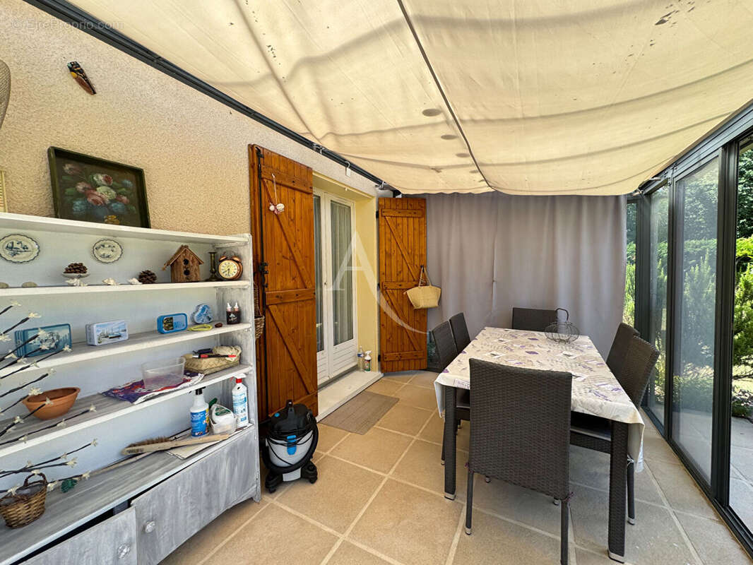 Labessiere-candeil. maison de +/- 131 m² - photo 9