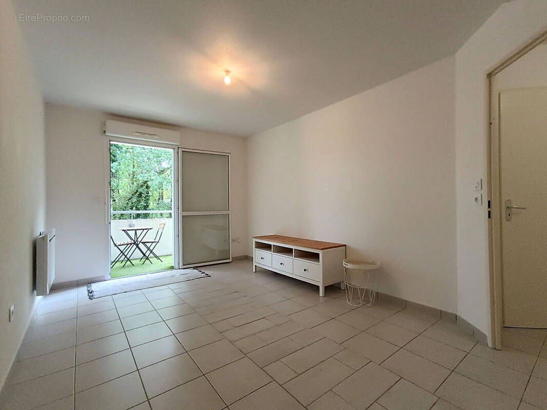 Appartement à VILLENAVE-D'ORNON
